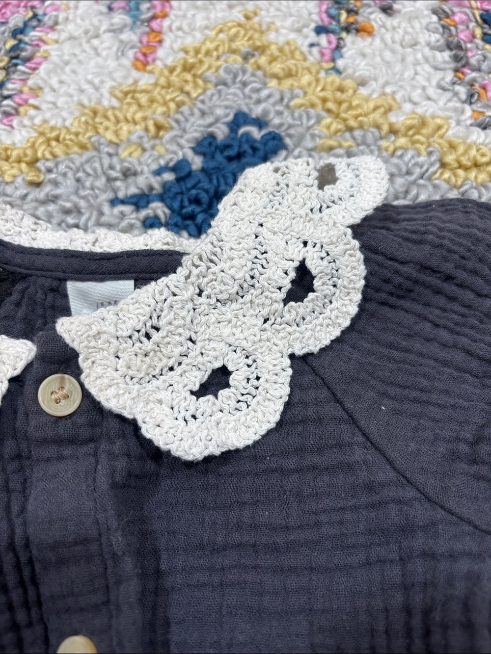 H&M Collared Set - Picture 2 of 3
